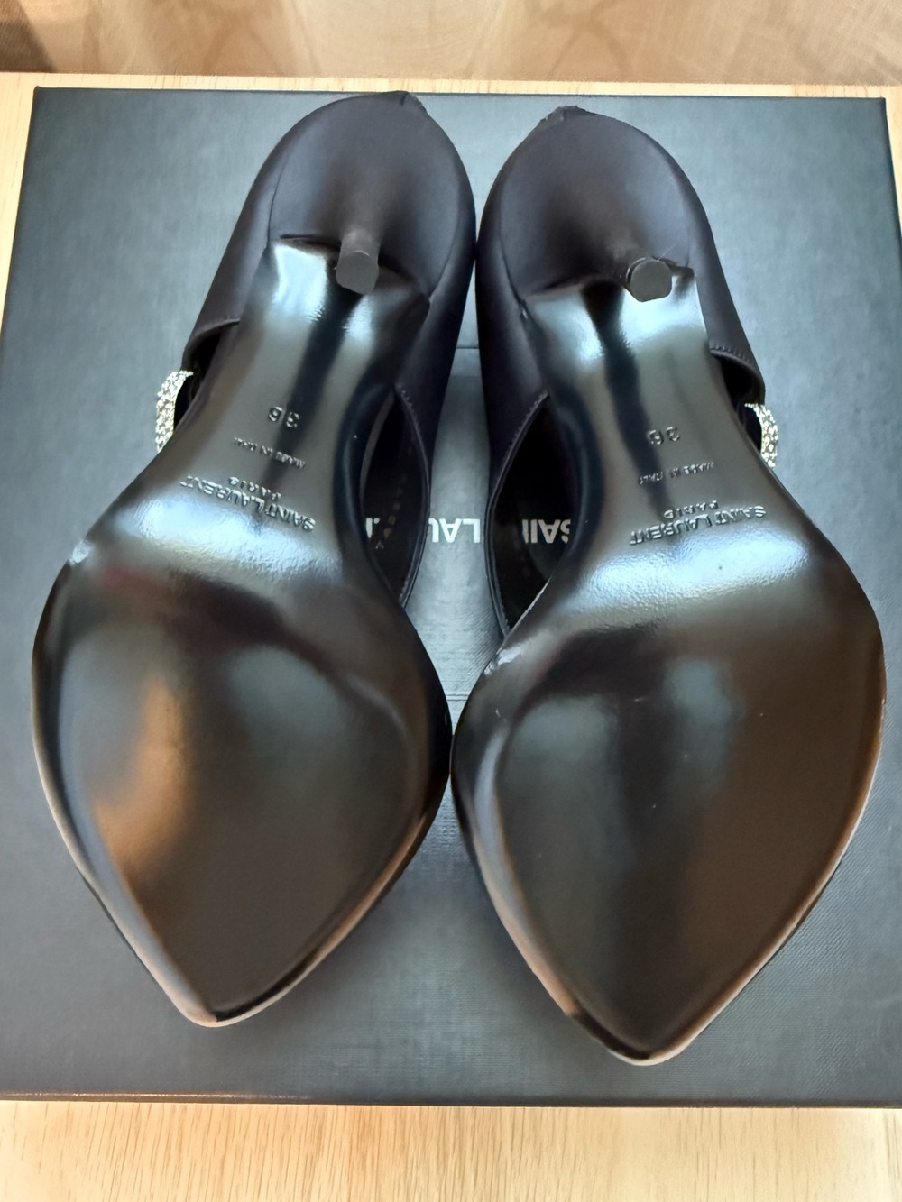 Saint Laurent Sean Sandals - Picture 6 of 10
